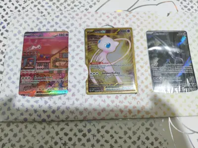 151 ultra premium colección Mew y Mewtwo holograf - miniatura 6