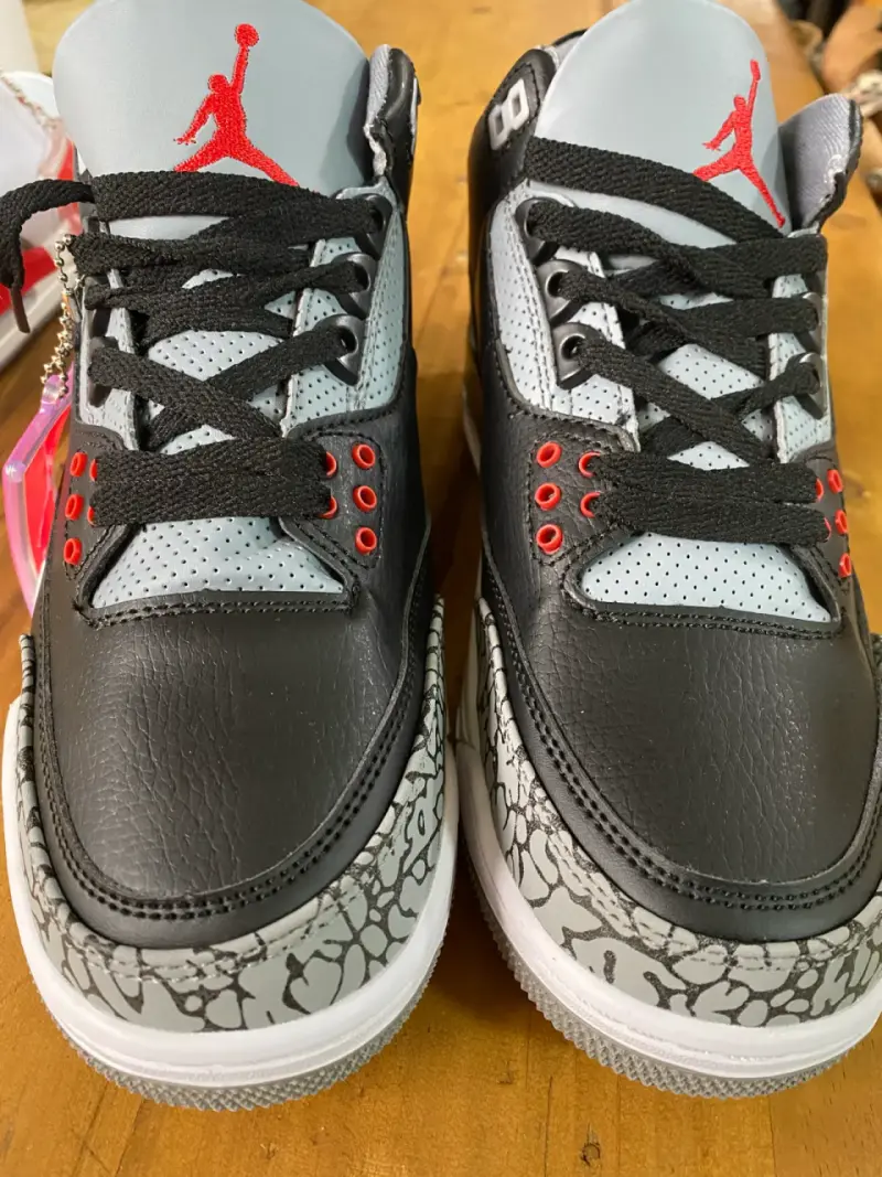 Jordan Air Jordan 3 Retro OG Black Cement - 2