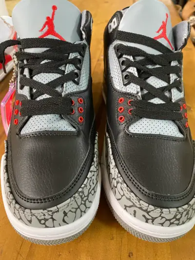 Jordan Air Jordan 3 Retro OG Black Cement - miniatura 2