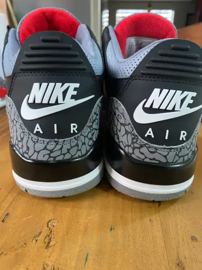 Jordan Air Jordan 3 Retro OG Black Cement - miniatura 3