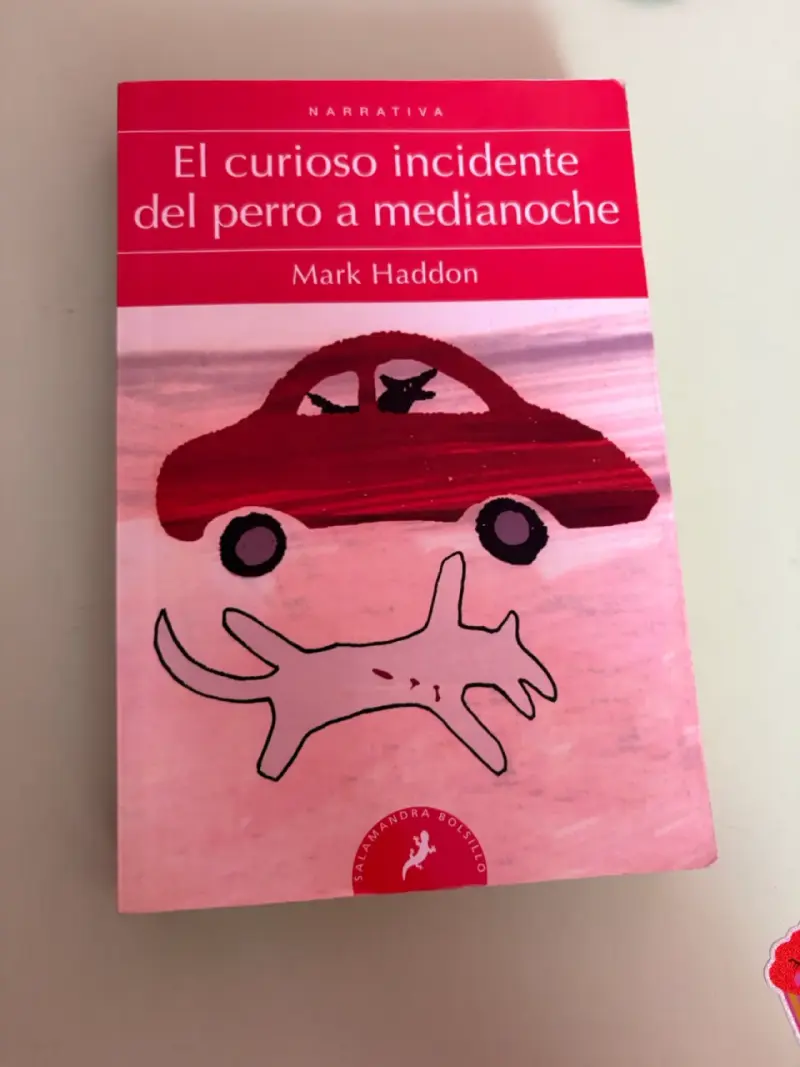 Libro 'El curioso incidente del perro a medianoche' de Mark Haddon - 1