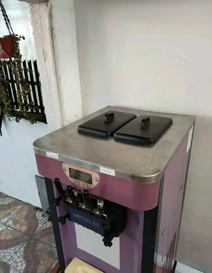 Máquina de helados soft AREVAL - 5