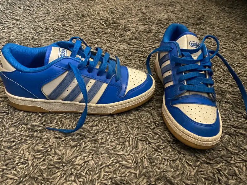 Zapatillas Adidas azules y blancas talla 36,5 - 2
