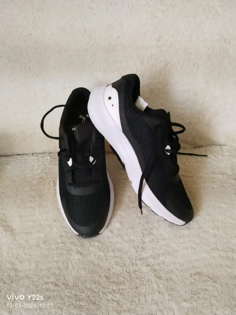 Zapatillas deportivas Under Armour negras - 2