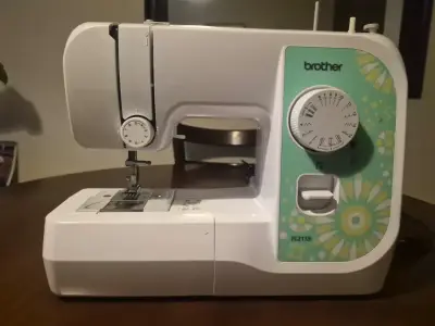 Máquina de coser Brother JS2135 compacta - miniatura 2