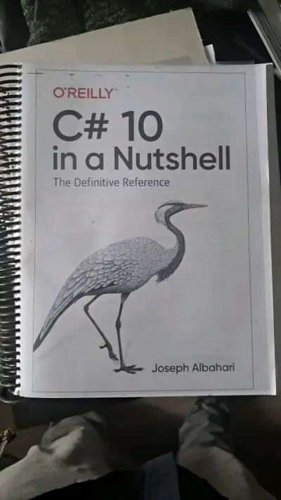 Libro C# 10 in a Nutshell O'Reilly - miniatura 1