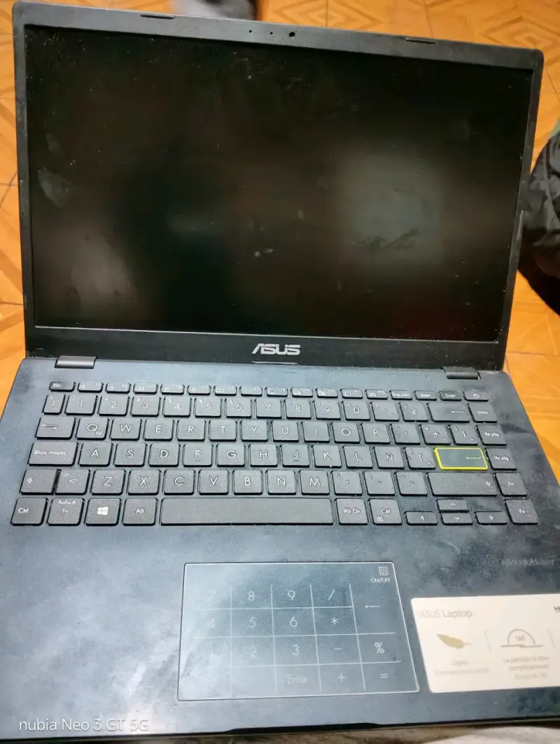 Laptop ASUS VivoBook Intel Celeron 4GB RAM - 3
