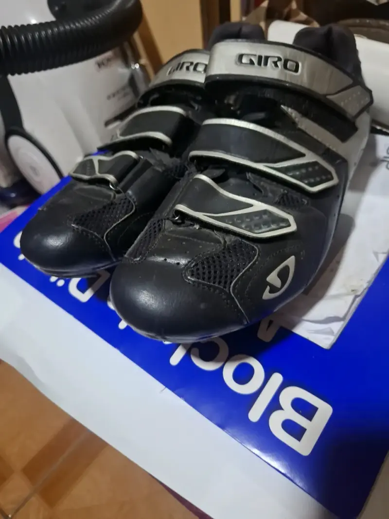 Zapatillas de ciclismo Giro con calas - 2