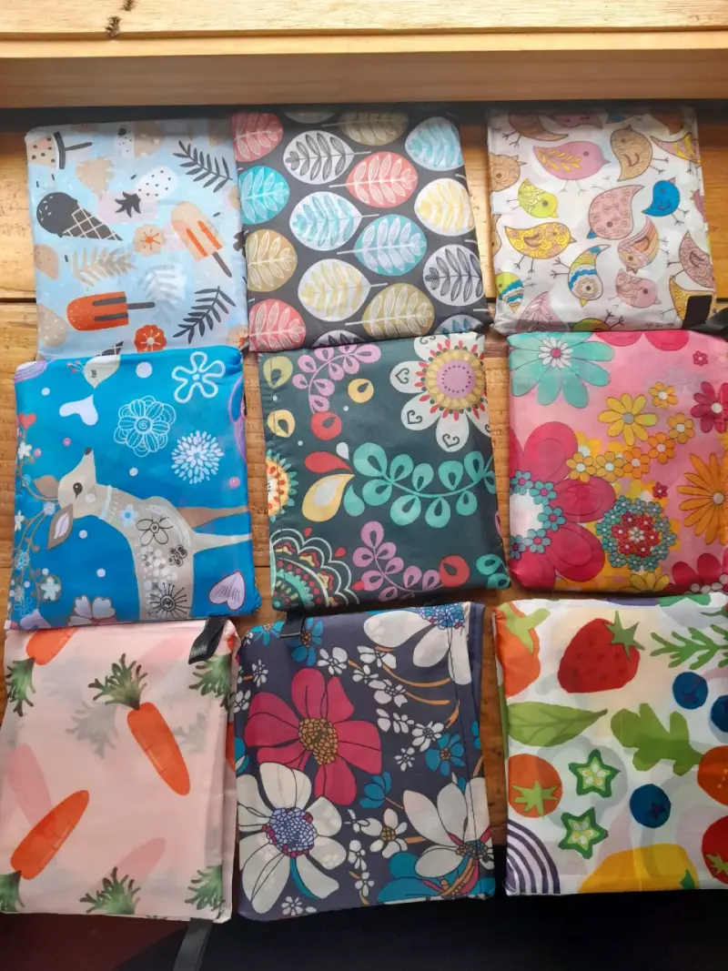 bolsas reutilizables con diseños variados