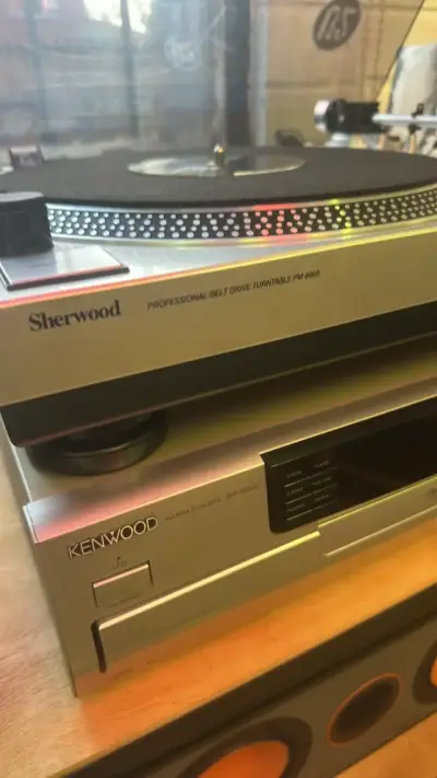 Tornamesa Sherwood con reproductor Kenwood - miniatura 5