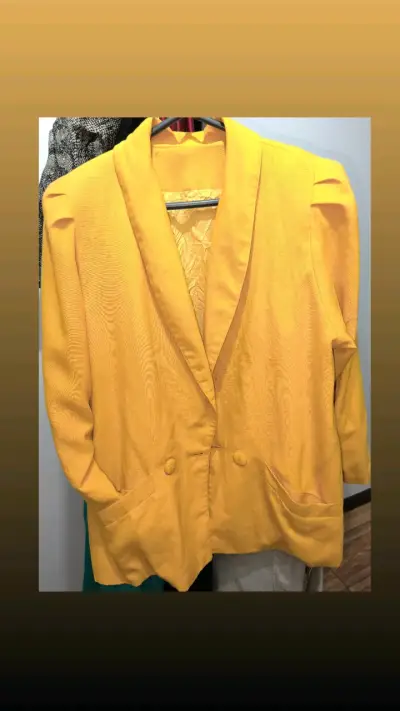 blazer damas consulta por tu talla - miniatura 1