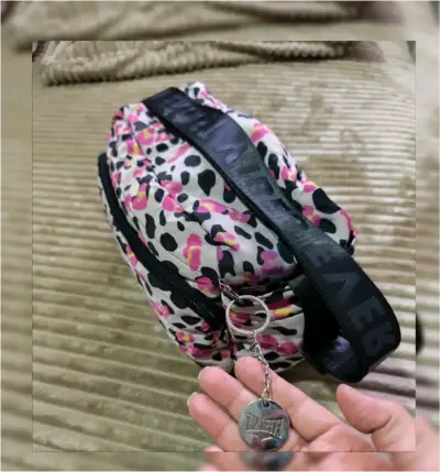 Bolso Everlast estampado animal print - miniatura 3