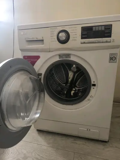 Lavadora LG Direct Drive 8.5 kg usada - miniatura 1