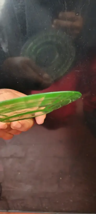 Plato de uraneo - miniatura 1