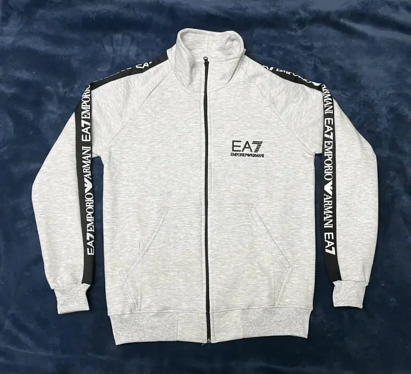 Poleron deportivo gris EA7 Emporio Armani