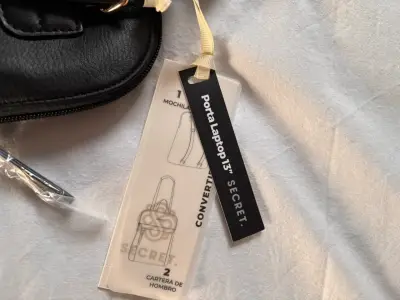Mochila negra para laptop 15 pulgadas - miniatura 3