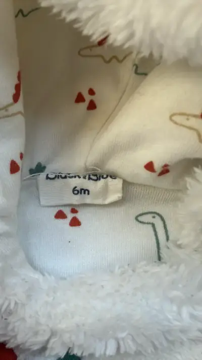 Abrigo de bebé con capucha suave y diseño animal - miniatura 3