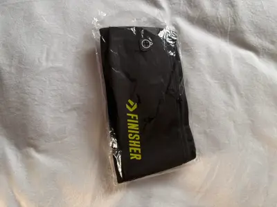 Banano Running Eliud 3 Bolsillos Negro - miniatura 4