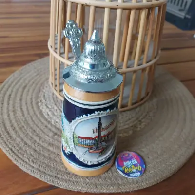 Jarra cerámica alemana con tapa metálica - miniatura 3
