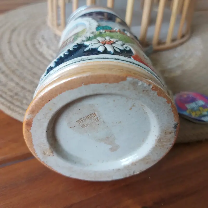 Jarra cerámica alemana con tapa metálica - 4