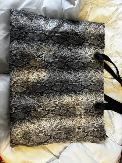 Bolso tote de cuero estampado serpiente - miniatura 1