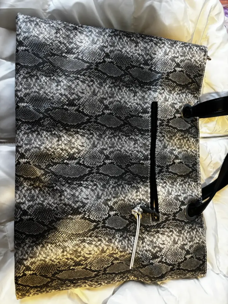 Bolso tote de cuero estampado serpiente - 2