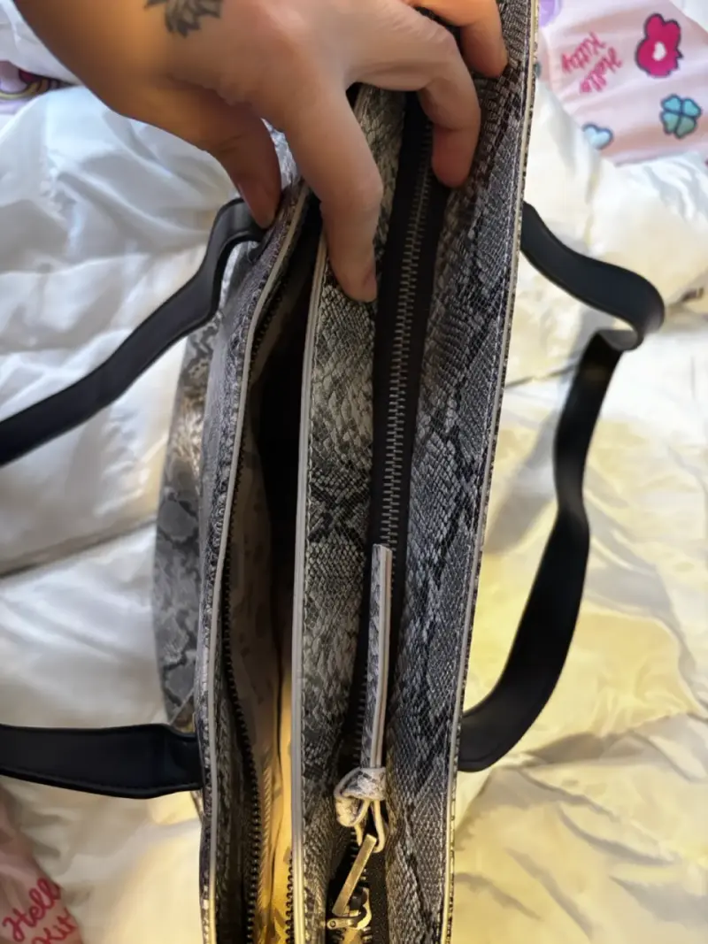 Bolso tote de cuero estampado serpiente - 4