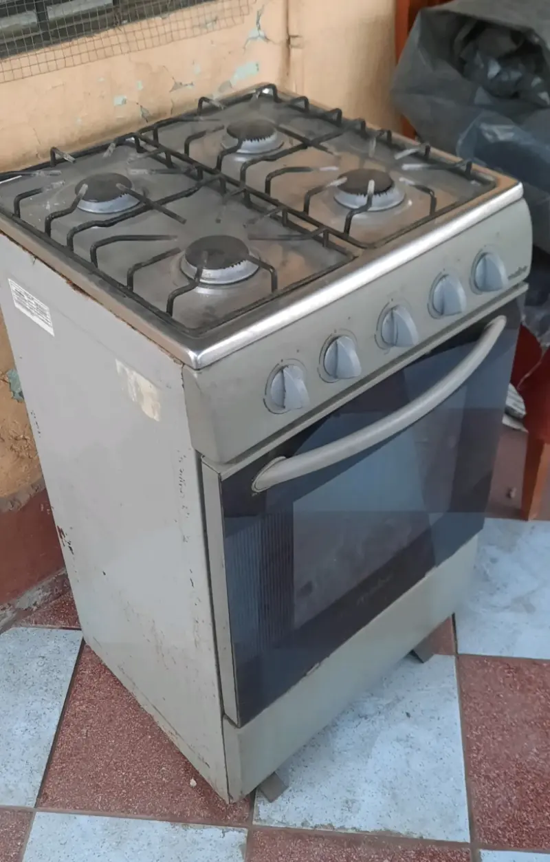 Cocina a gas Mabe de 4 quemadores - 2