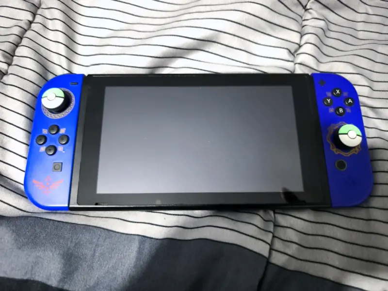 Nintendo Switch V2 - 1