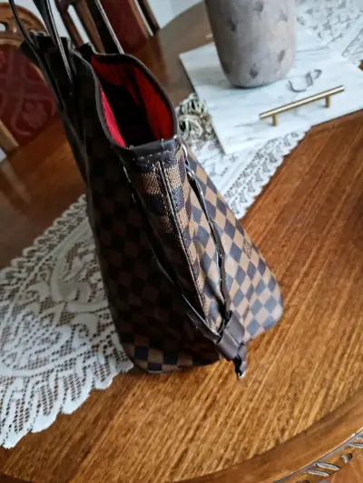 Bolso de mano a cuadros marrón elegante - miniatura 2