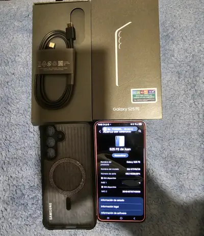 Samsung Galaxy S25 FE con caja y accesorios - miniatura 1