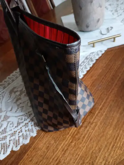 Bolso de mano a cuadros marrón elegante - miniatura 3