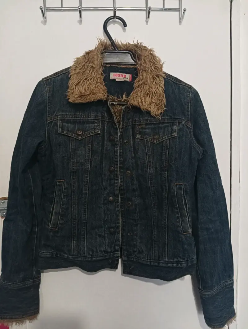 Chaqueta de mezclilla Foster con forro de peluche