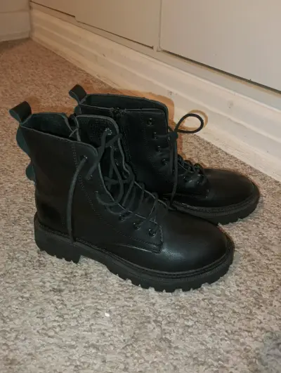 Botas negras mujer - miniatura 1