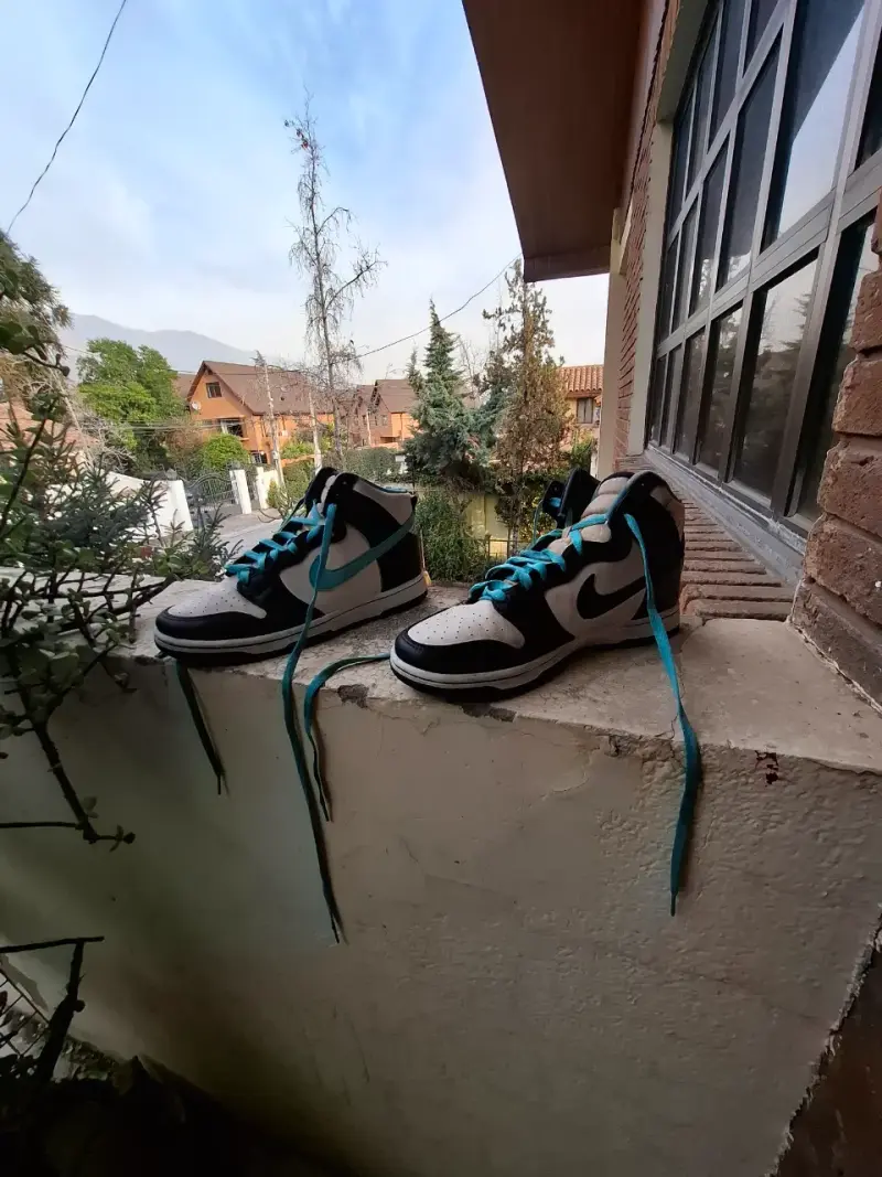 Nike Dunk High EMB "Colorful Courts"