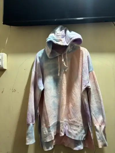 Polerón con capucha tie-dye unisex - miniatura 1