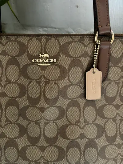 Bolso tote Coach marrón monograma - miniatura 3