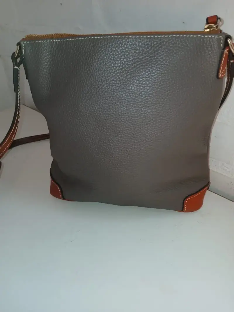 Cartera cruzada Dooney & Bourke gris - 4