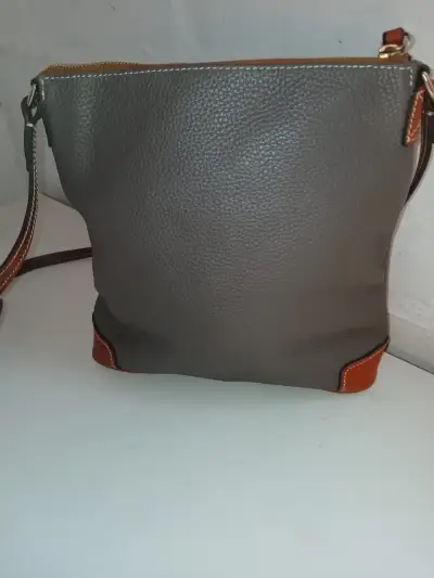 Cartera cruzada Dooney & Bourke gris - miniatura 4