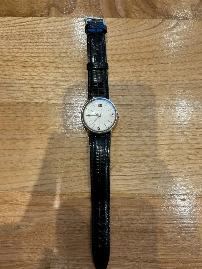 Reloj clásico mido chapado - 2