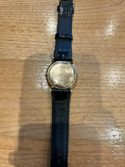Reloj clásico mido chapado - miniatura 5