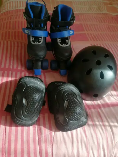 Patines de cuatro ruedas GPR azul y negro - miniatura 3