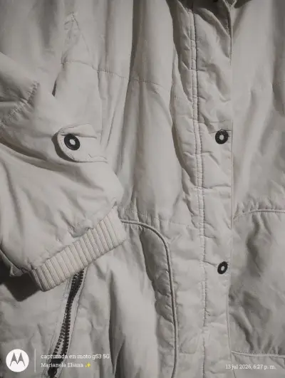 Parka blanca acolchada para invierno - miniatura 2