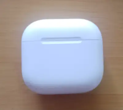Airpods 4 con cancelacion de ruido - miniatura 1