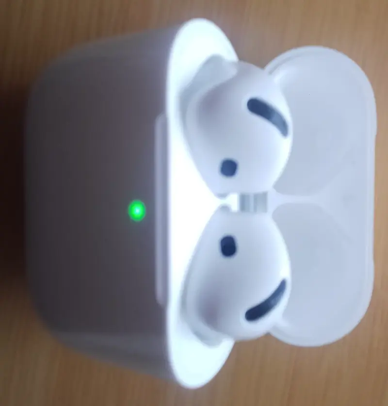 Airpods 4 con cancelacion de ruido - 4