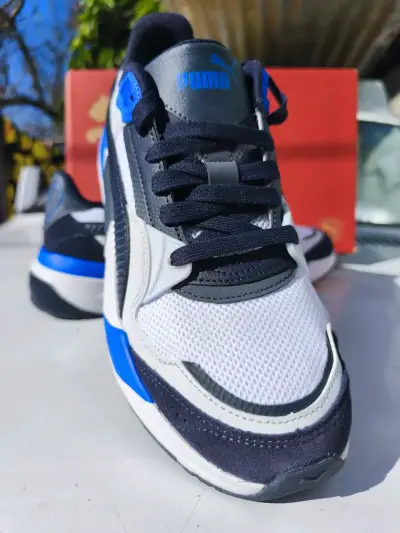 Zapatillas deportivas Puma blancas y azules - miniatura 3