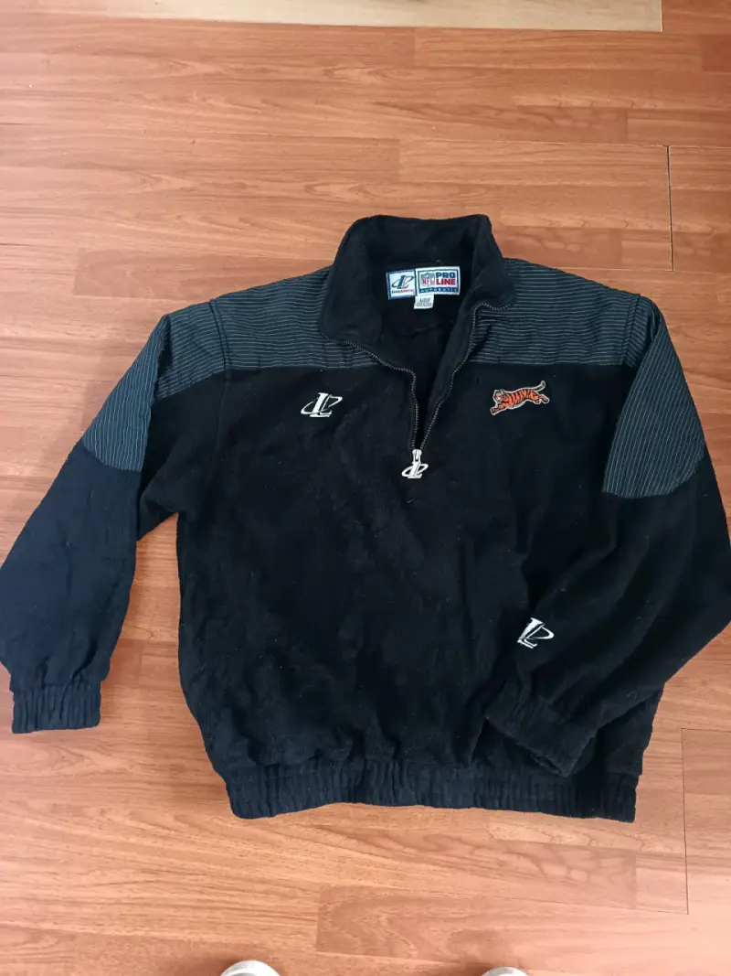 Polerón vintage NFL Pro Line negro