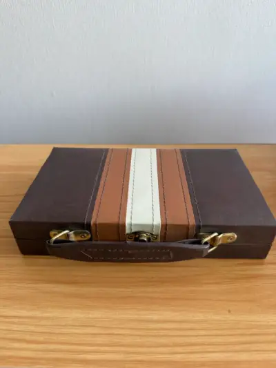 Juego de dominó clásico en estuche - miniatura 3