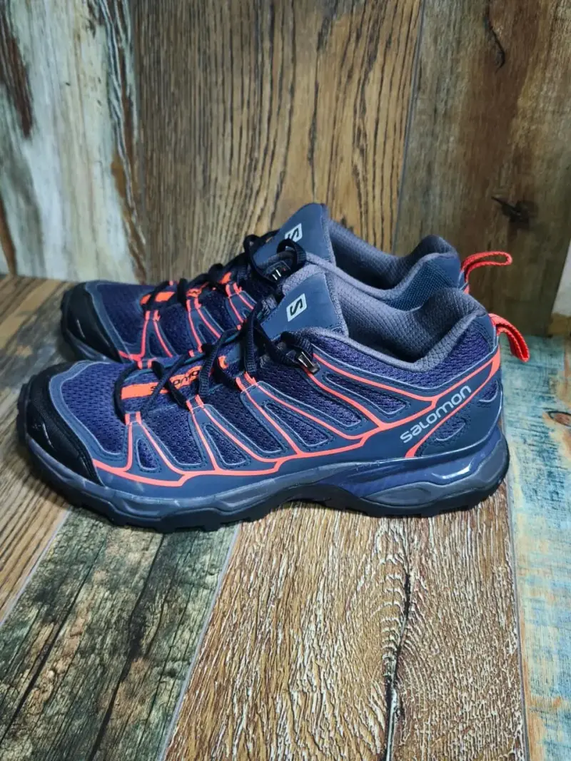 Zapatillas deportivas Asics y Salomon - 3