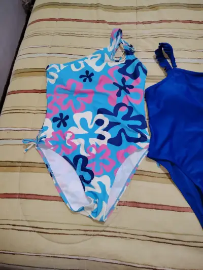 Traje de baño floral para niñas talla 10 - miniatura 1